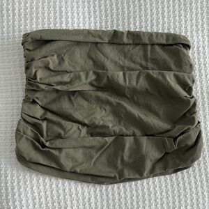 Strapless green tube top